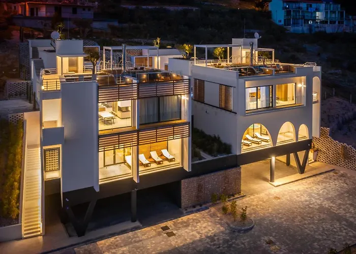 Maestral Villa *
