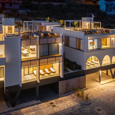 Maestral Villa *