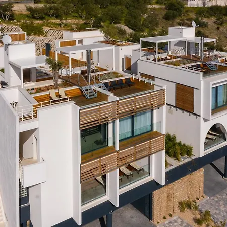 Maestral Villa *